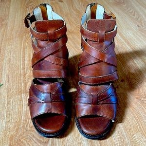 Frye “Claw” Sandal